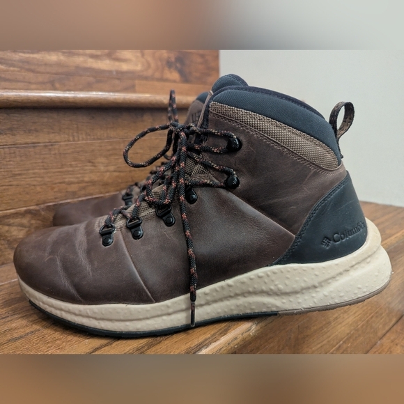 Columbia Hiker Men’s Brown leather waterproof boots. Size 13 - Picture 9 of 17